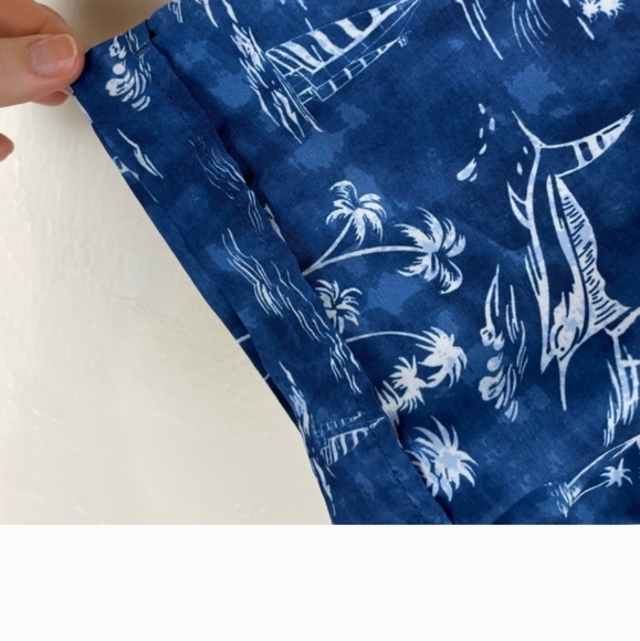 IZOD SALTWATER MEN'S SIZE XL SHORT SLEEVE BEACH/FISHING SHIRT - Picture 4 of 5